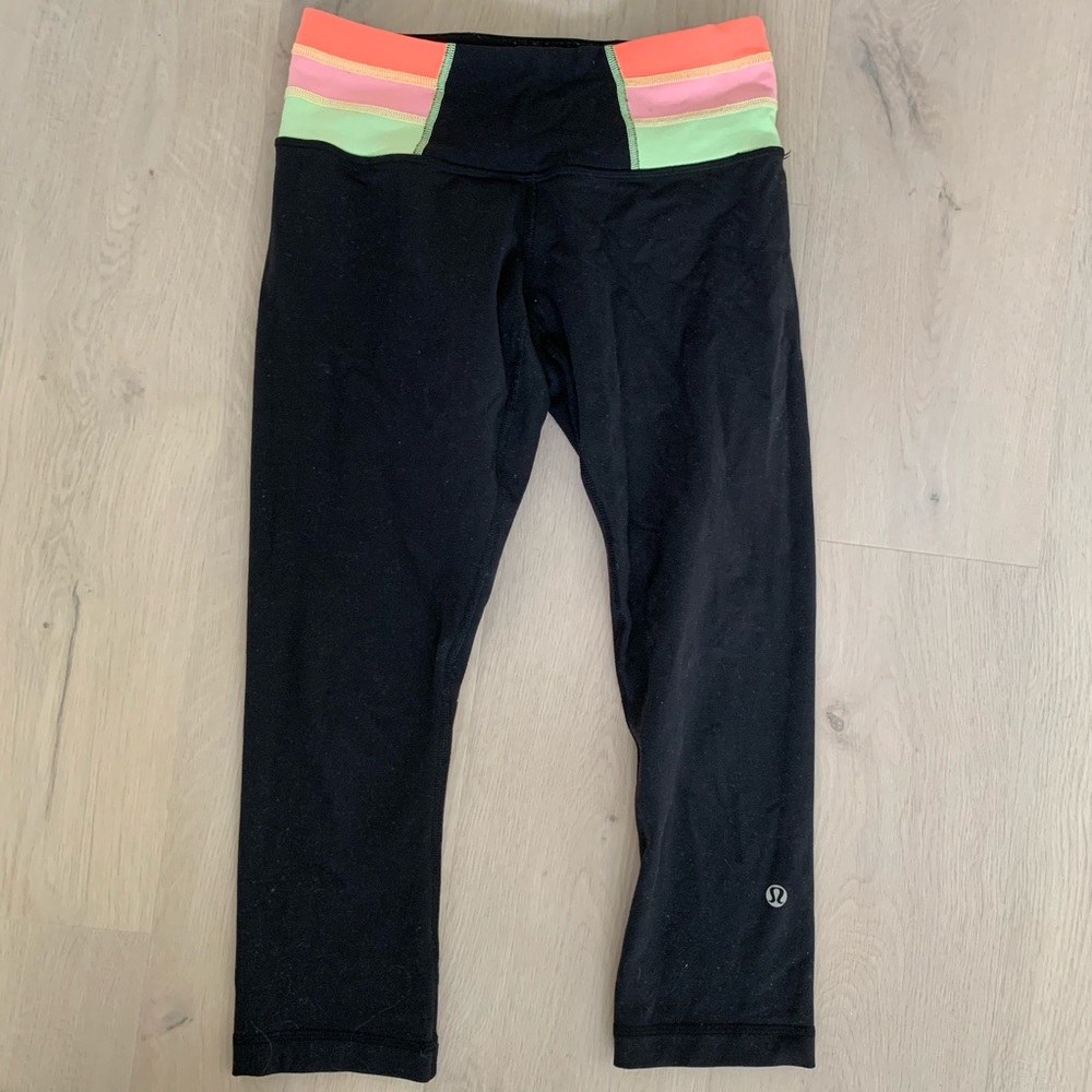 Lululemon wonder under crop leggings
